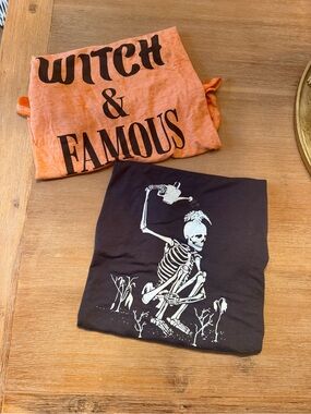 Women Halloween tshirt bundle size medium